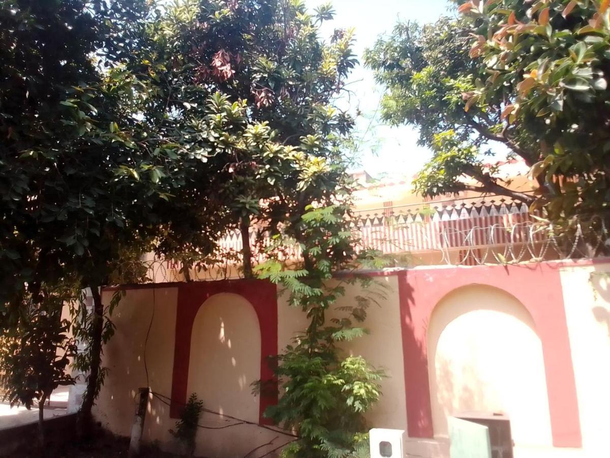 Newly Renovated Guesthouse 이슬라마바드 외부 사진