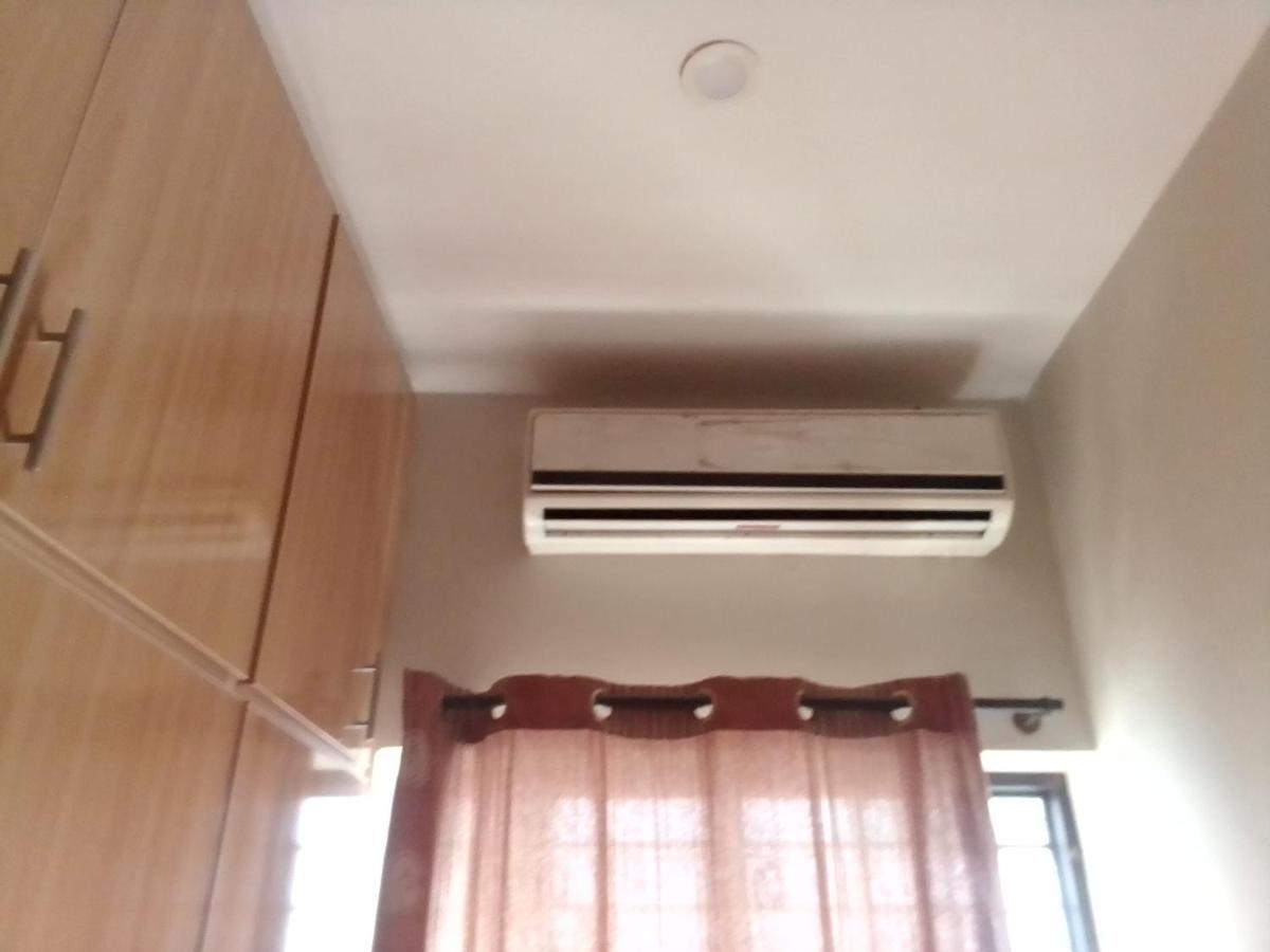 Newly Renovated Guesthouse 이슬라마바드 외부 사진