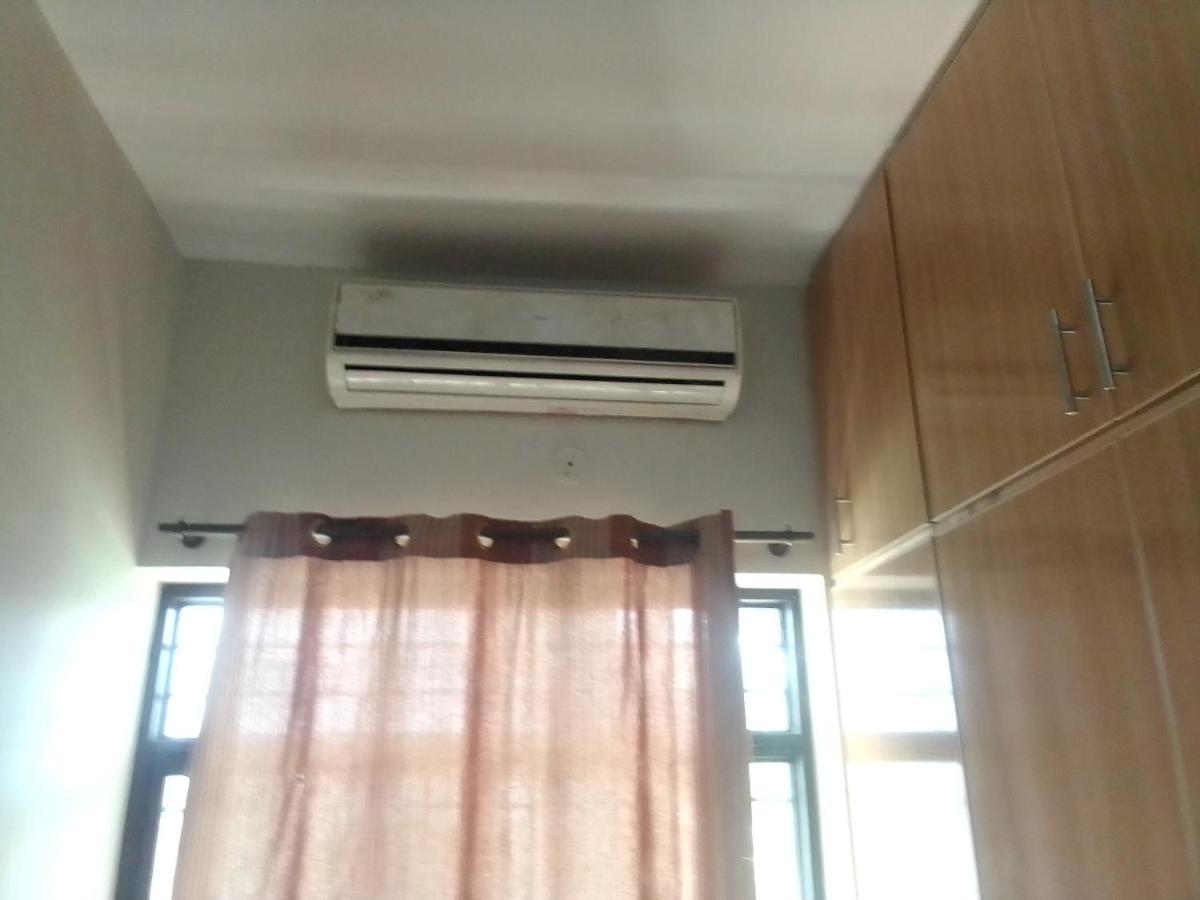 Newly Renovated Guesthouse 이슬라마바드 외부 사진